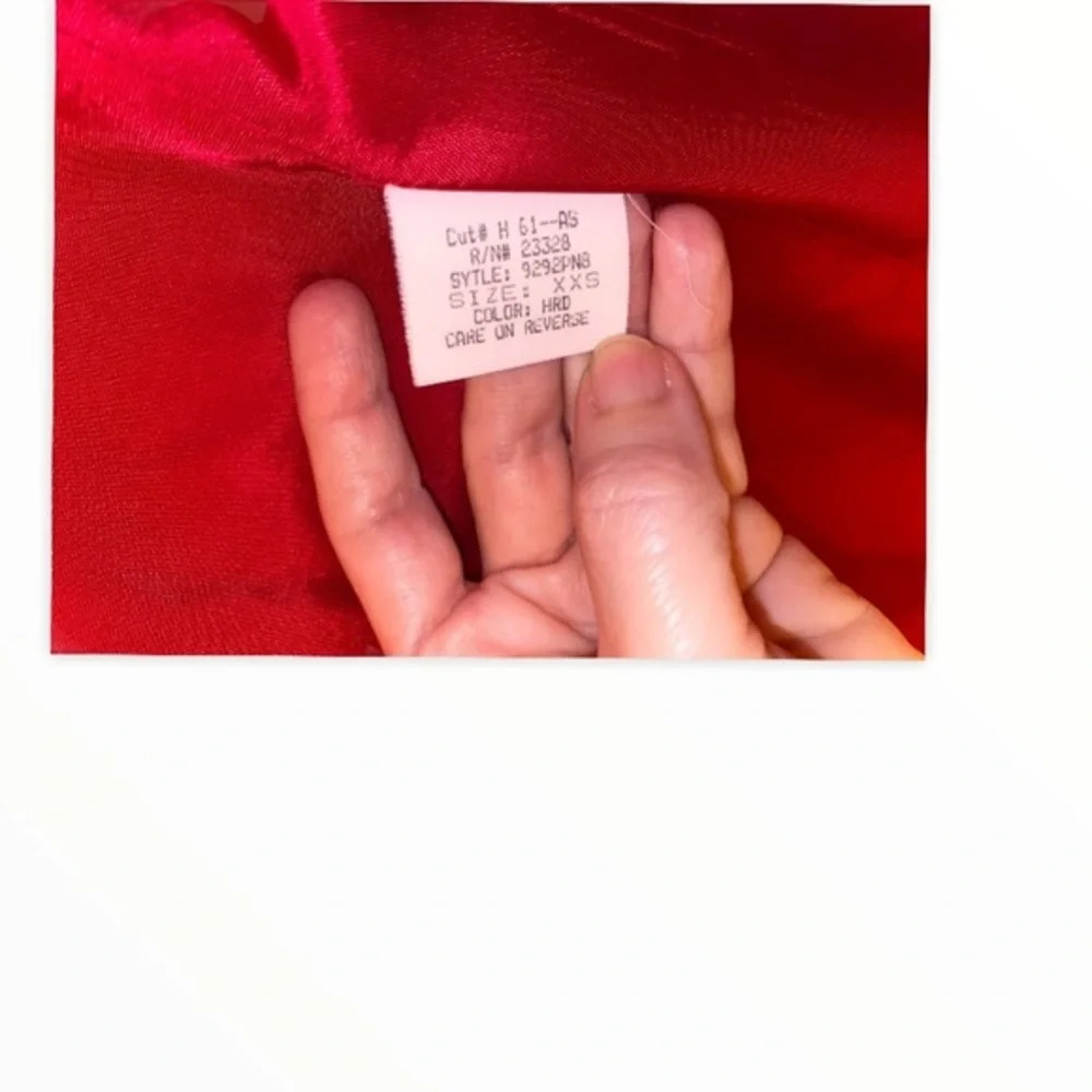 Preview‎ Collection Red Wool Blazer​ - Picture 9 of 11